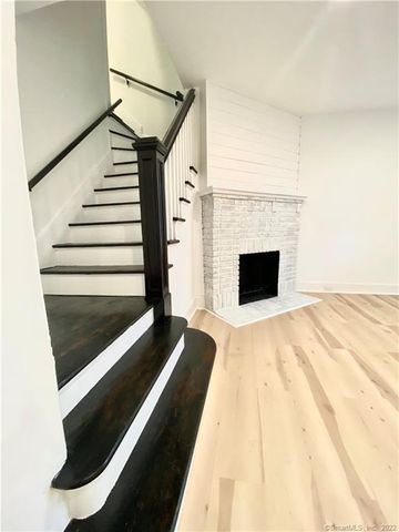 25 Beecher Place, New Haven, CT 06515