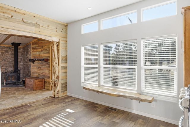 3580 POWER LINE Drive, Overgaard, AZ 85933