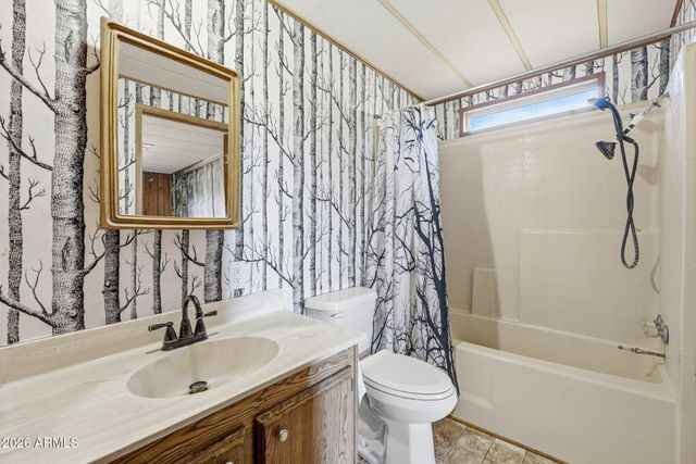 3580 POWER LINE Drive, Overgaard, AZ 85933