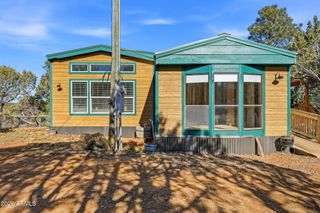 3580 POWER LINE Drive, Overgaard, AZ 85933