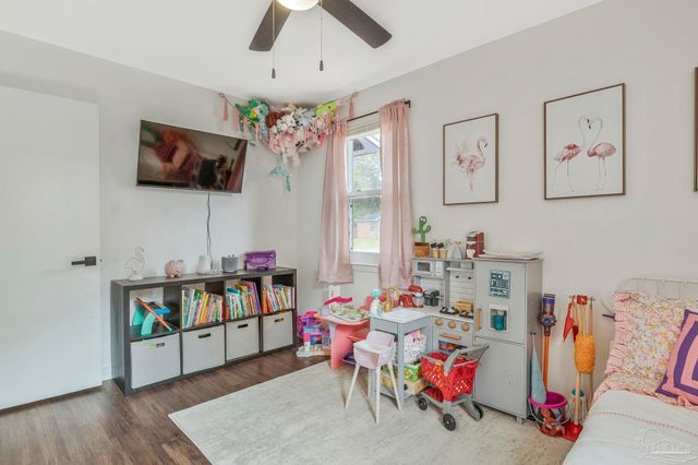 5837 Scotland Rd, Pensacola, FL 32526