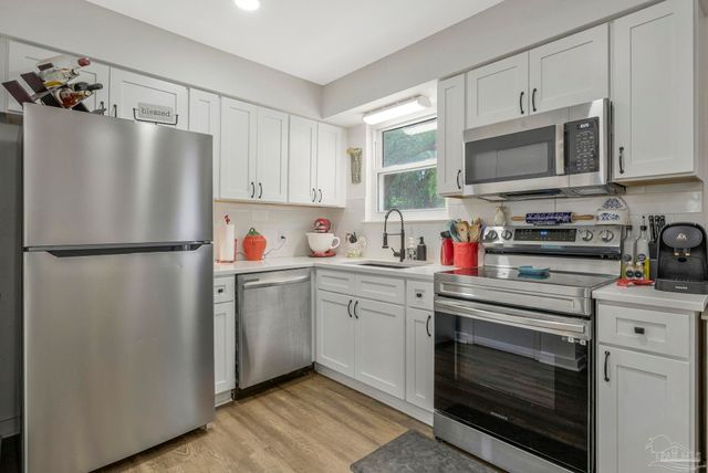 5837 Scotland Rd, Pensacola, FL 32526
