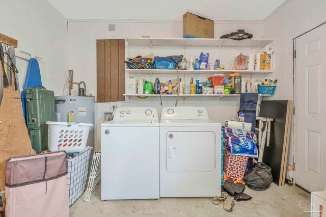 5837 Scotland Rd, Pensacola, FL 32526
