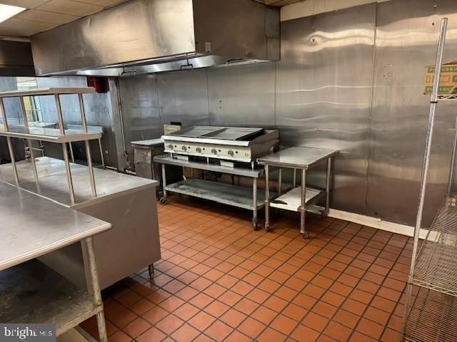 8016 FRANKFORD AVE, Philadelphia, PA 19136