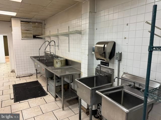 8016 FRANKFORD AVE, Philadelphia, PA 19136