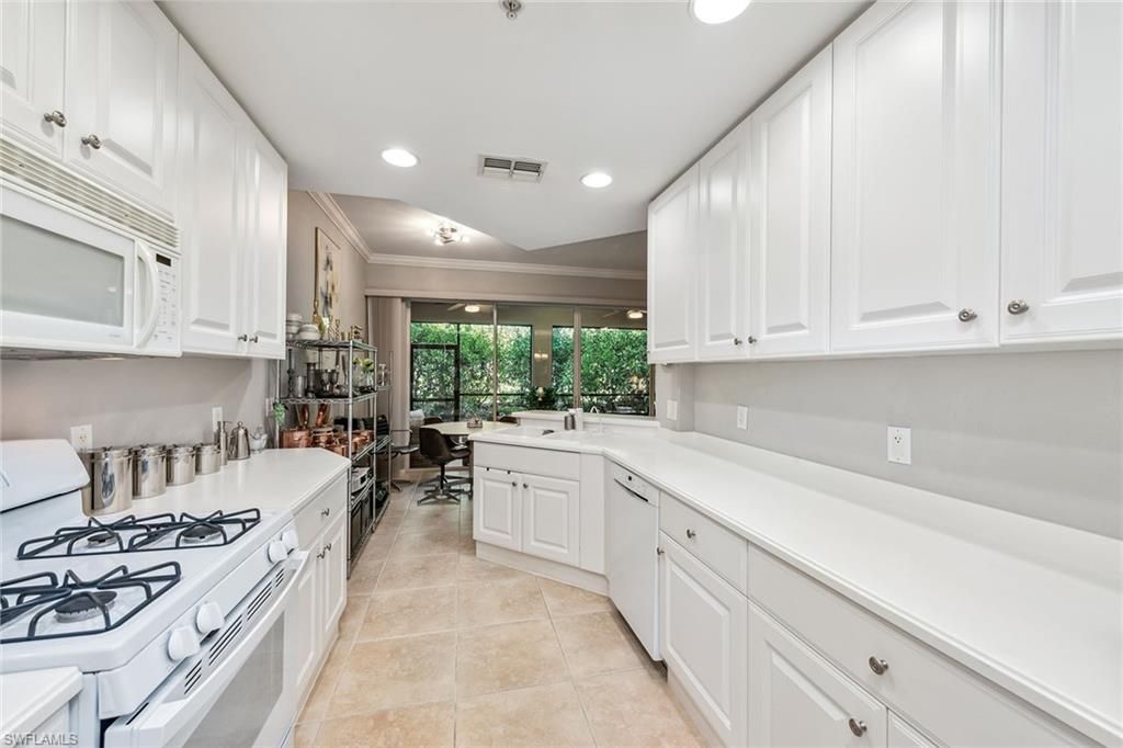 3985 Deer Crossing CT 103, NAPLES, FL 34114 — photo 5