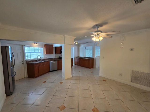 4911 ATAMAN, Boca Raton, FL 33428