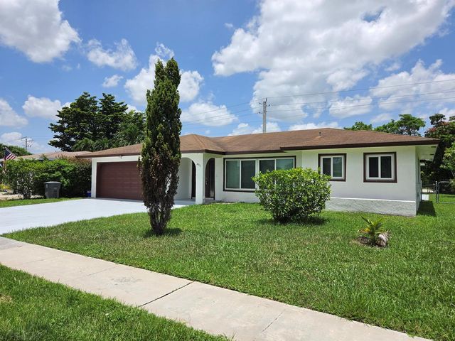4911 ATAMAN, Boca Raton, FL 33428