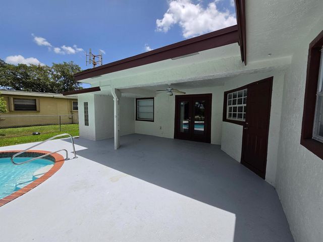 4911 ATAMAN, Boca Raton, FL 33428