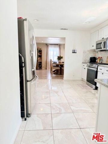 2940 Live Oak Street, Huntington Park, CA 90255