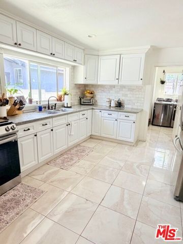 2940 Live Oak Street, Huntington Park, CA 90255