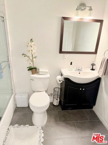 2940 Live Oak Street, Huntington Park, CA 90255