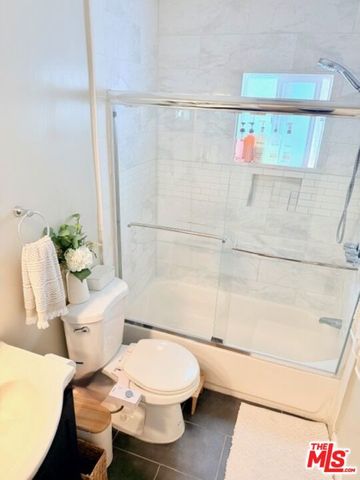 2940 Live Oak Street, Huntington Park, CA 90255