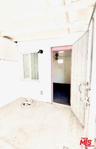 2940 Live Oak Street, Huntington Park, CA 90255