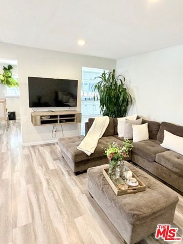 2940 Live Oak Street, Huntington Park, CA 90255