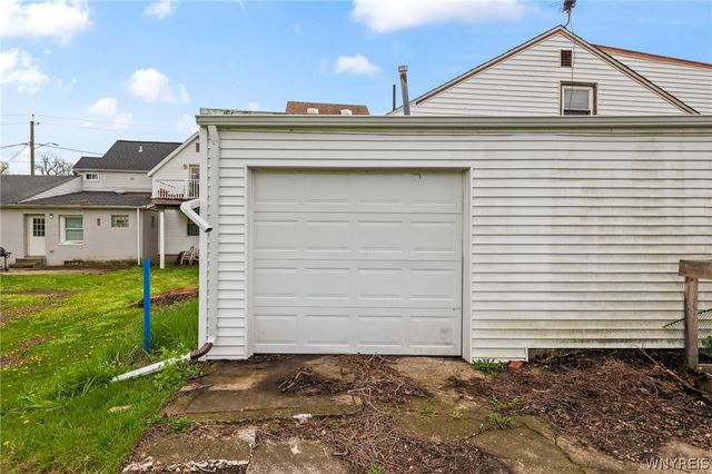 71 Saint John Street, Lancaster, NY 14086