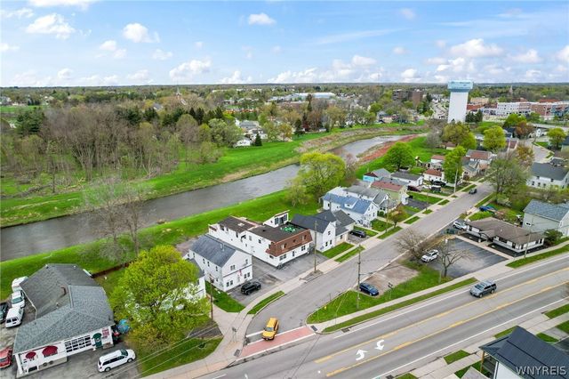 71 Saint John Street, Lancaster, NY 14086