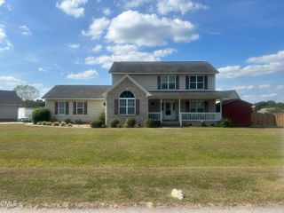831 Raspberry Road, Stedman, NC 28391