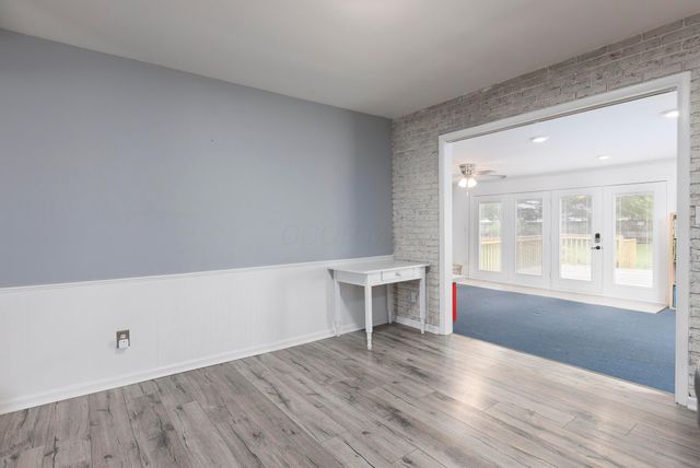 47 E Lynnwood Drive, Hebron, OH 43025