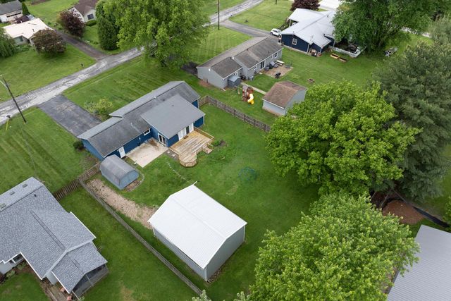 47 E Lynnwood Drive, Hebron, OH 43025
