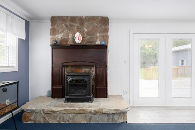 47 E Lynnwood Drive, Hebron, OH 43025