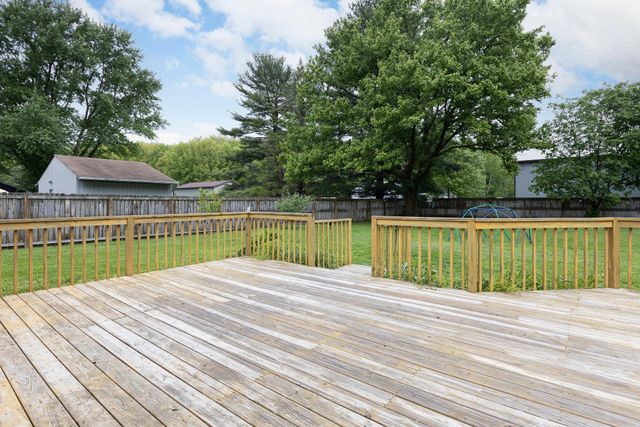 47 E Lynnwood Drive, Hebron, OH 43025