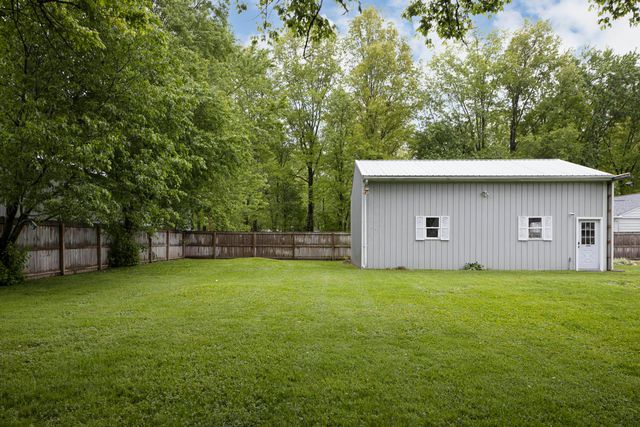 47 E Lynnwood Drive, Hebron, OH 43025