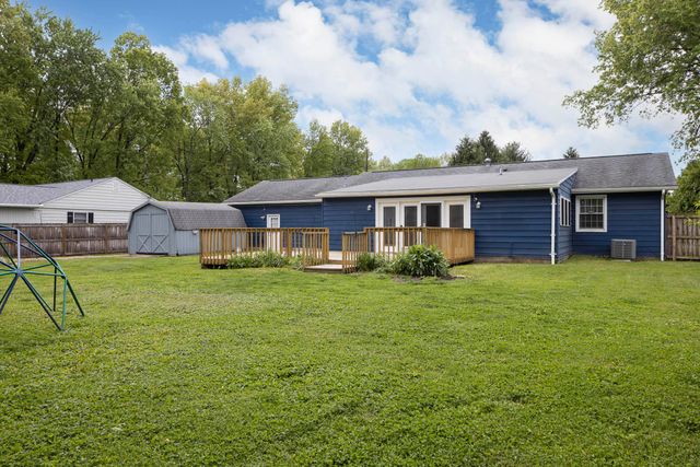 47 E Lynnwood Drive, Hebron, OH 43025