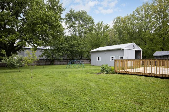 47 E Lynnwood Drive, Hebron, OH 43025
