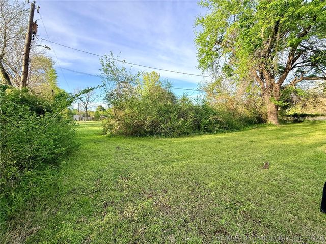 15198 S 285th East Avenue, Coweta, OK 74429