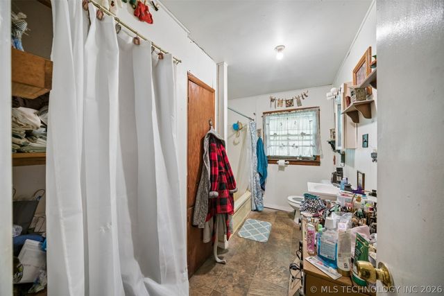 15198 S 285th East Avenue, Coweta, OK 74429