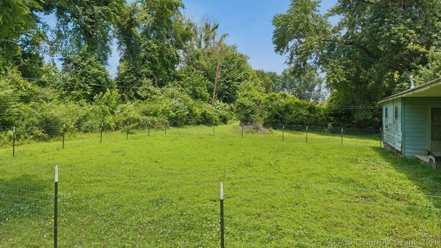 15198 S 285th East Avenue, Coweta, OK 74429