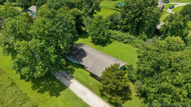 15198 S 285th East Avenue, Coweta, OK 74429