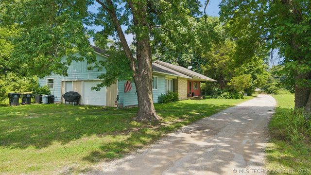 15198 S 285th East Avenue, Coweta, OK 74429