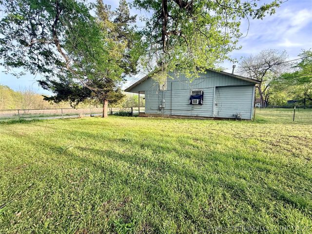 15198 S 285th East Avenue, Coweta, OK 74429