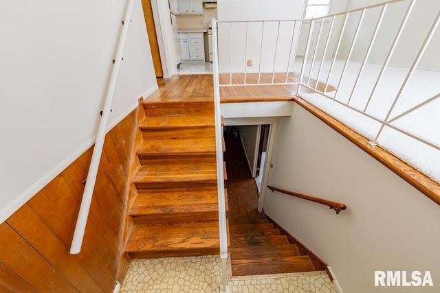 5909 N KEENLAND Avenue, Peoria, IL 61614