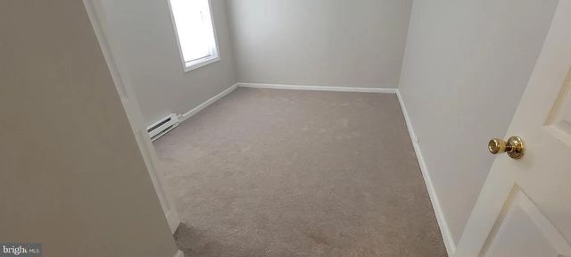 2643 EMERALD ST, Philadelphia, PA 19125