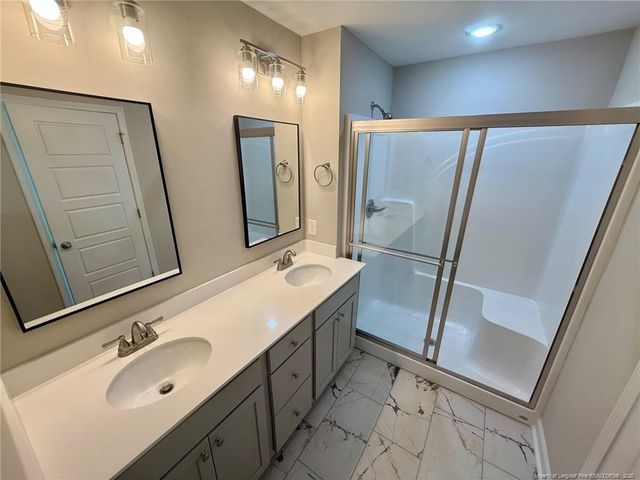 8103 King Road, Fayetteville, NC 28306