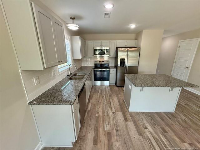8103 King Road, Fayetteville, NC 28306