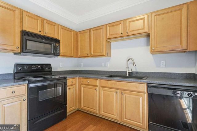726 Breeze Lane, Woodstock, GA 30188