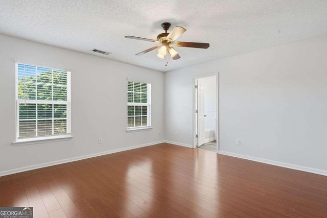 726 Breeze Lane, Woodstock, GA 30188