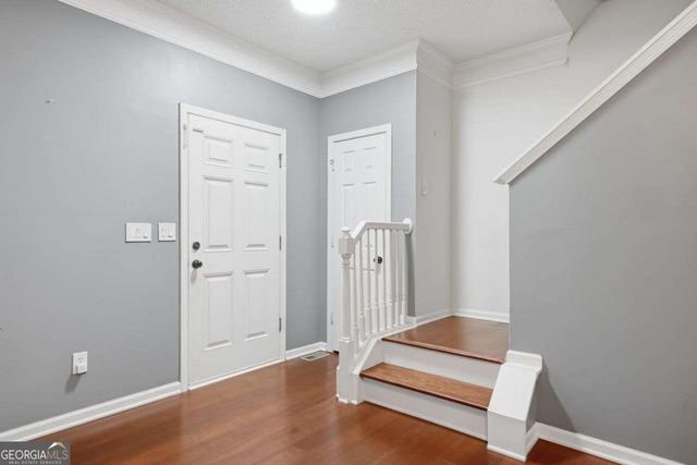 726 Breeze Lane, Woodstock, GA 30188
