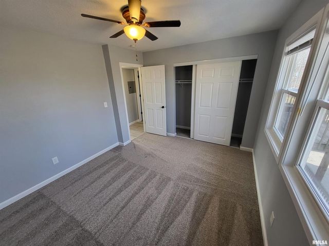 3234 HEATHERTON 6, Davenport, IA 52804