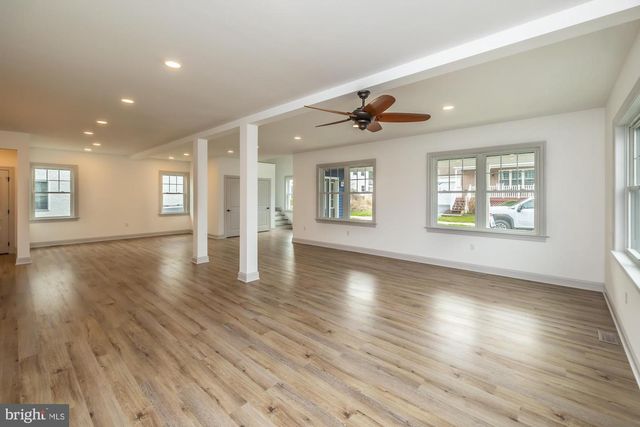 411 JAMES ST, Honey Brook, PA 19344