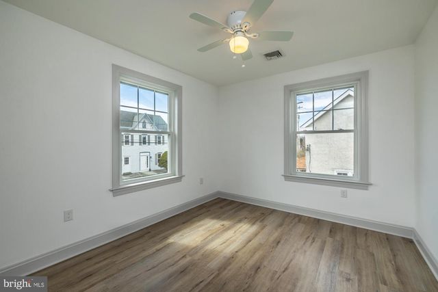 411 JAMES ST, Honey Brook, PA 19344