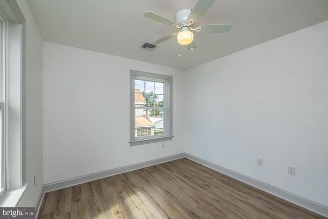 411 JAMES ST, Honey Brook, PA 19344