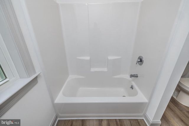 411 JAMES ST, Honey Brook, PA 19344