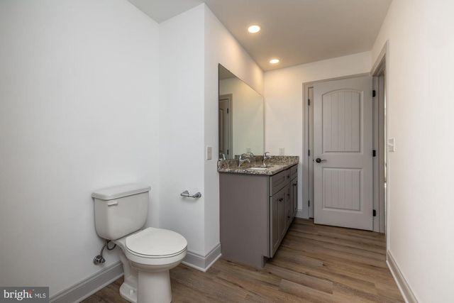 411 JAMES ST, Honey Brook, PA 19344