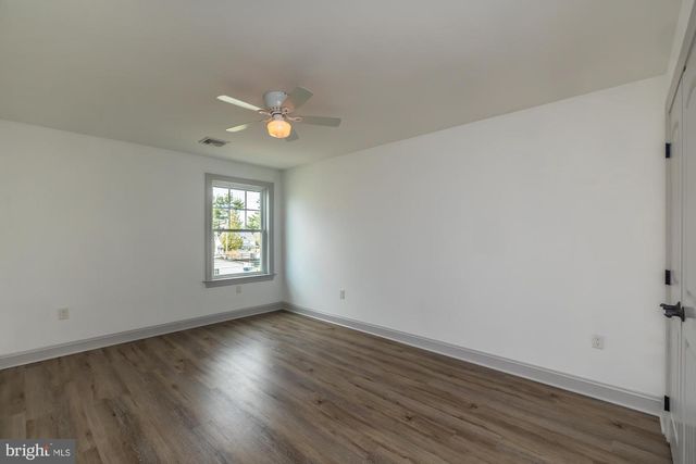 411 JAMES ST, Honey Brook, PA 19344