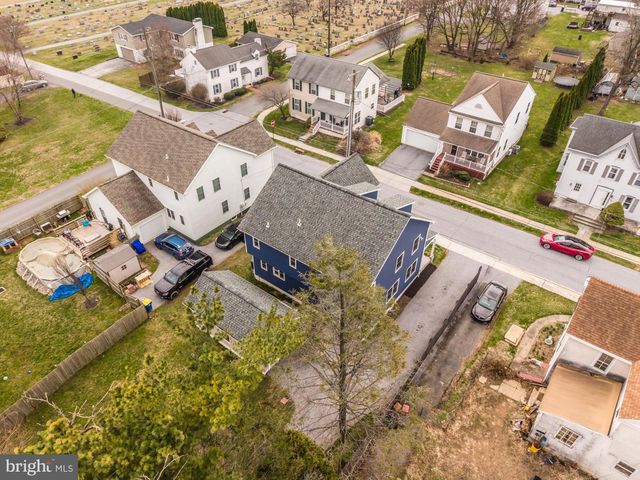 411 JAMES ST, Honey Brook, PA 19344